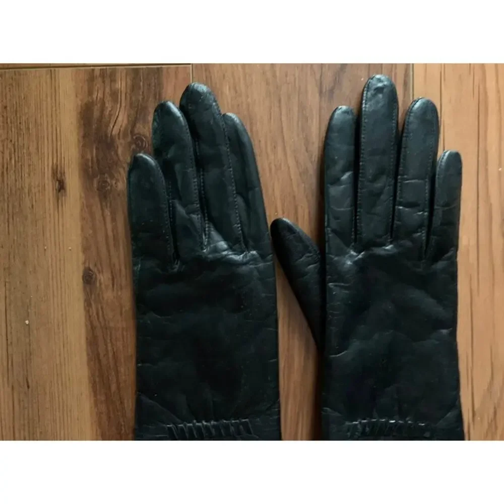 Womens Fownes Black Leather Gloves Small